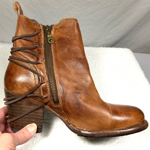 Like New Bed Stü Blaire Cobbler Heeled Boots - SZ 7 - Picture 6 of 16